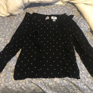 long sleeve cute black old navy top for girls (10-12).